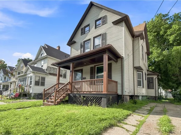 38 Fair Pl, Rochester, NY 14609