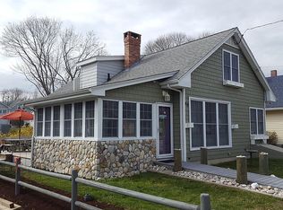 49 S Washington Ave, Niantic, CT 06357