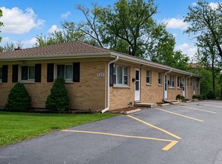 545 N Highview Ave #4, Addison, IL 60101