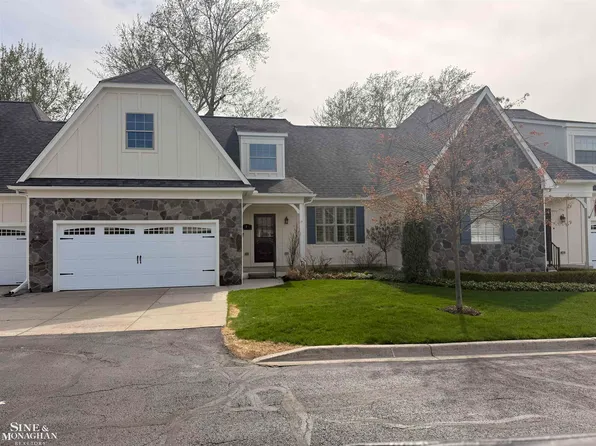 5 S River Ct, Grosse Pointe, MI 48236