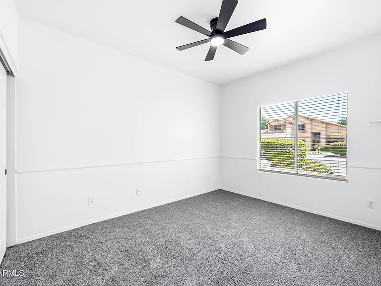 1540 E San Remo Ave — Photo 24