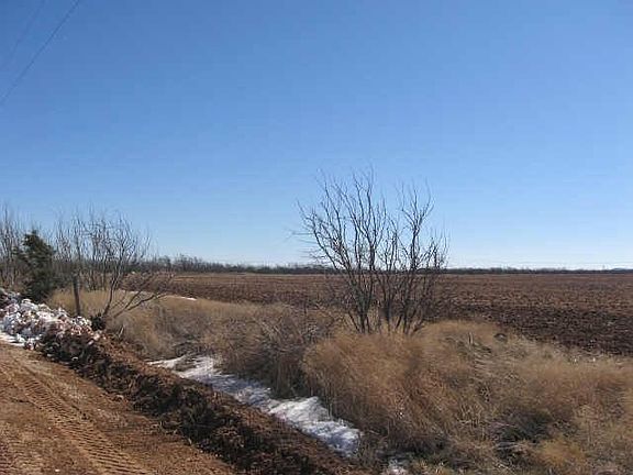 4th image of 851 County Road 298