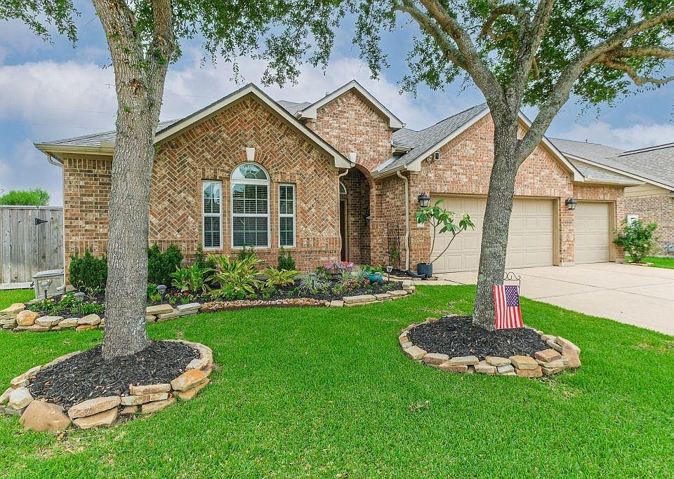 1st image of 7807 Riverine Terrace Dr