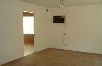 5th image of 1360 Lindsay Way