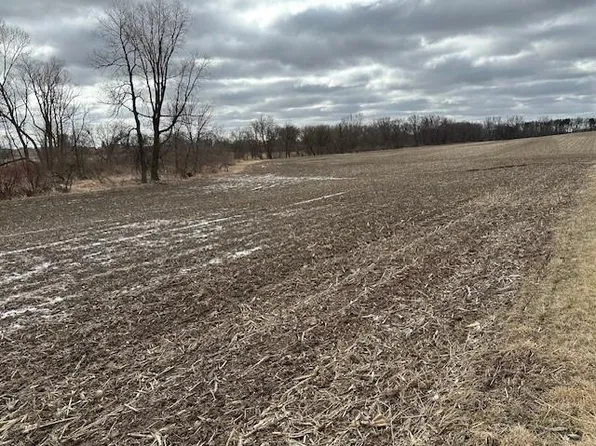 24.8 acres Highway 16, Rio, WI 53960