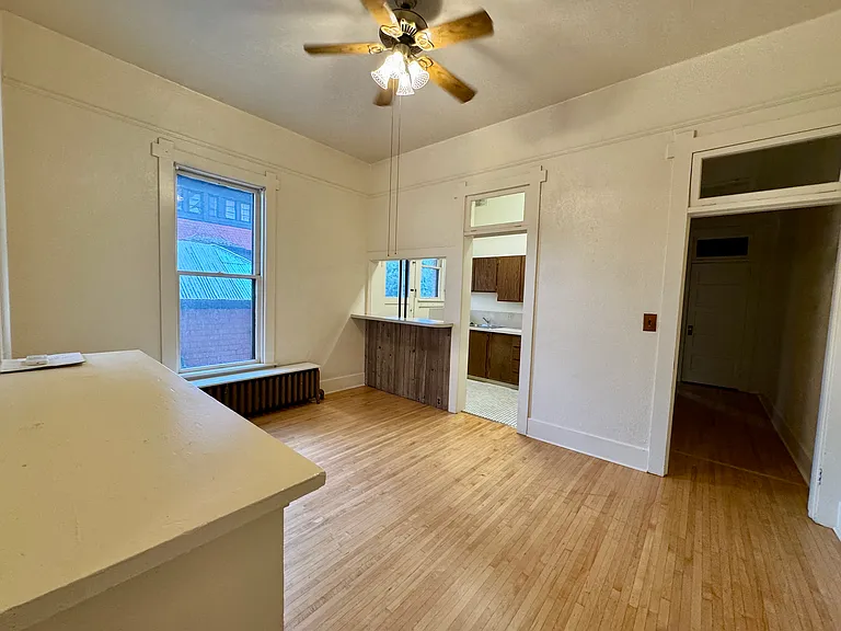 112 N 2nd St #4 — Photo 12