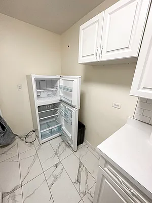 Rented by Highline Residential | media 12