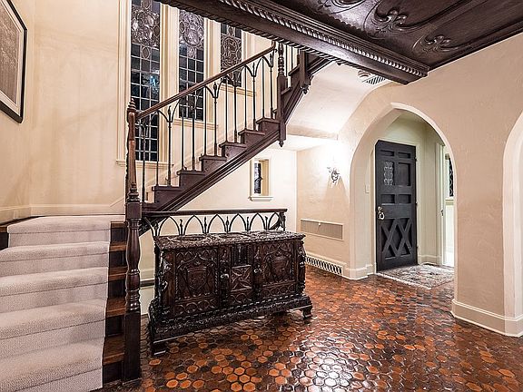 Main Level Entrance Hall