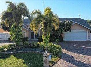3814 SW 6th Pl, Cape Coral, FL 33914