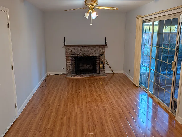 4448 Irvington Ave — Photo 6