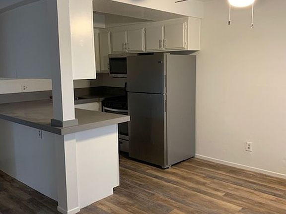 4th image of 12620 Matteson Ave APT 7
