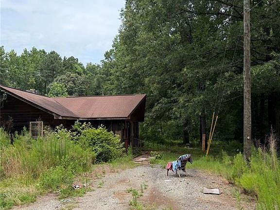 4th image of 1930 Locust Grove Rd #107