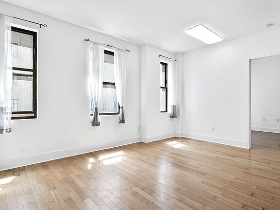 3rd image of 4 Beacon Way APT 1010
