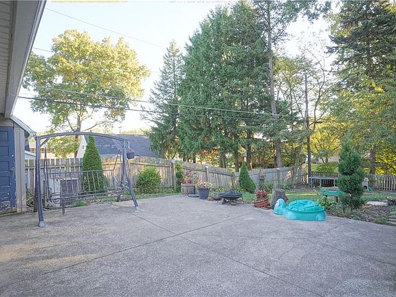 5th image of 2389 Sutton Dr
