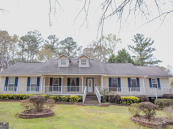 3rd image of 360 Floyd Rd