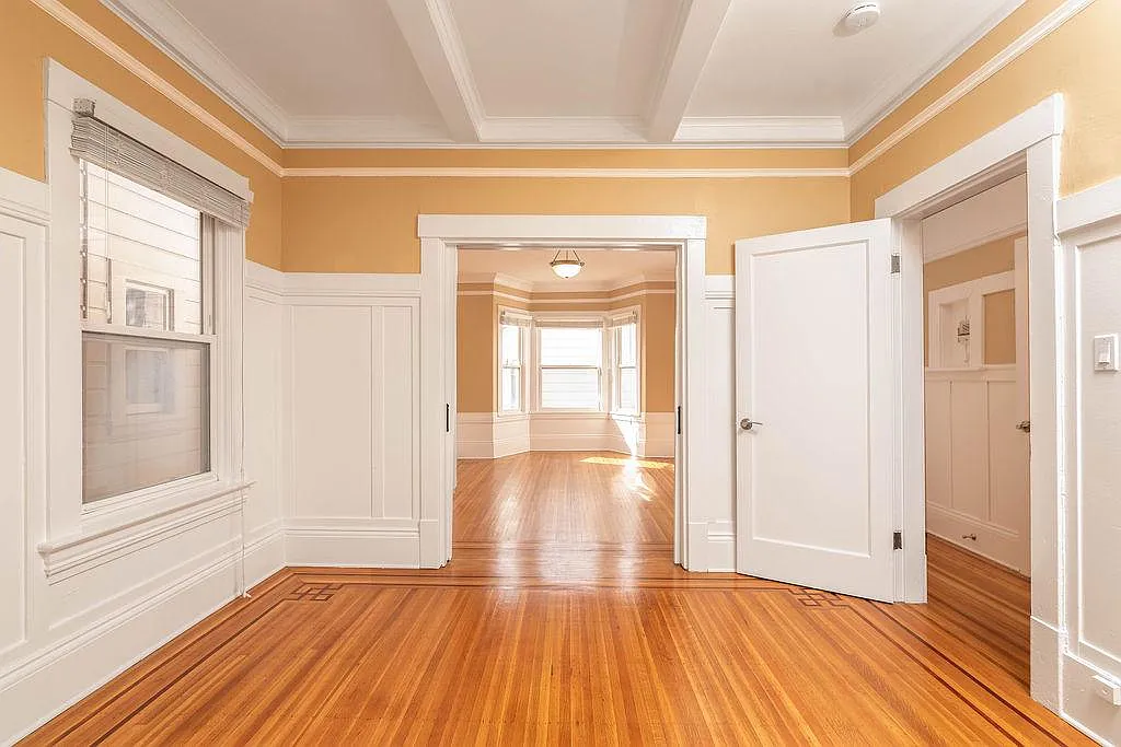 Studio, $3,895 — Photo 1