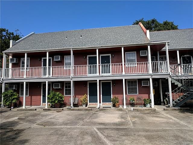 1st image of 1713 Burgundy St APT 5