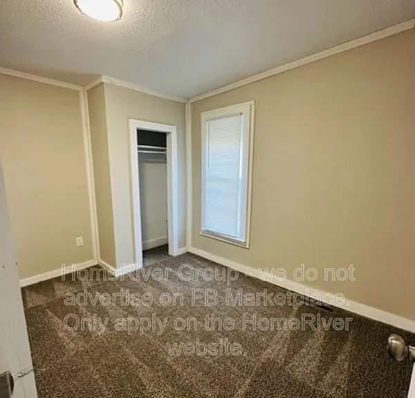 209 W 23rd St — Photo 10