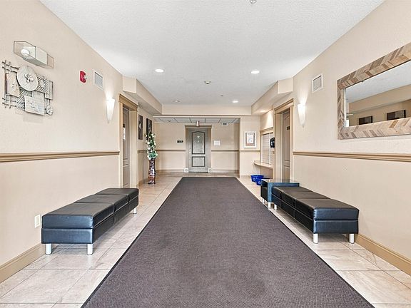 4th image of 12650 142nd Ave NW #406