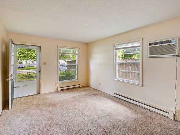 3rd image of 613 N Vorcey St