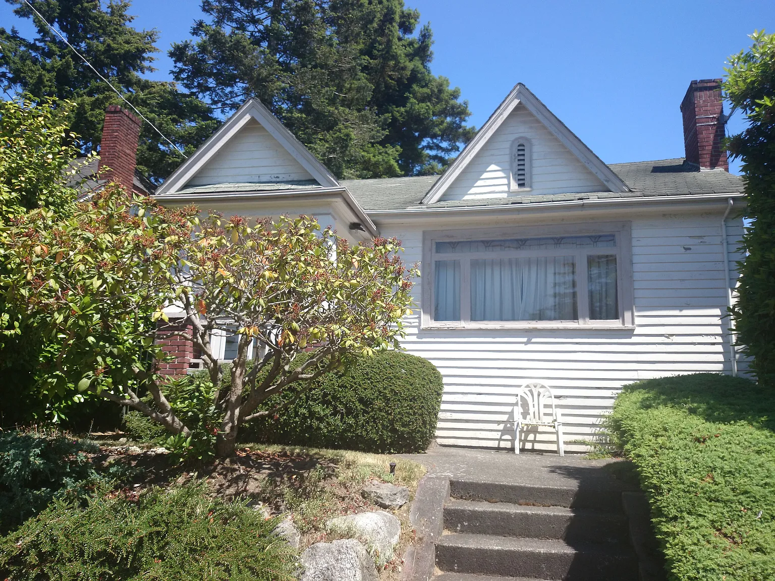 3044 28th Ave W photo 1