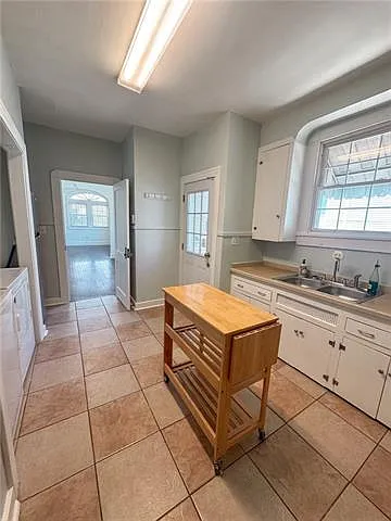 1221 Poland Ave — Photo 7