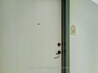 181 Sterling Rd #611, Toronto, ON M6R 0B2