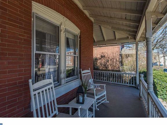 2nd image of 318 Gay St