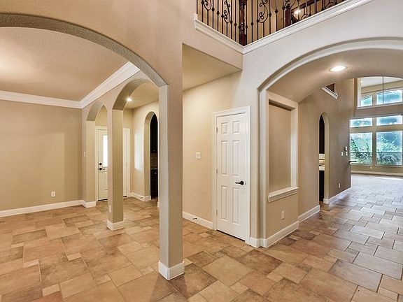 2nd image of 10606 Winding Green Dr