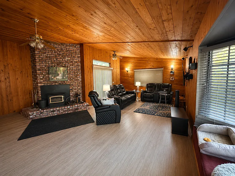 54061 Linger Ln — Photo 15