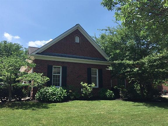 2nd image of 4020 Peppertree Dr