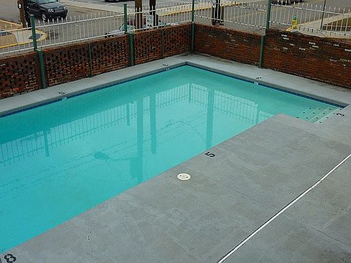 2nd image of 510 14th St APT 405