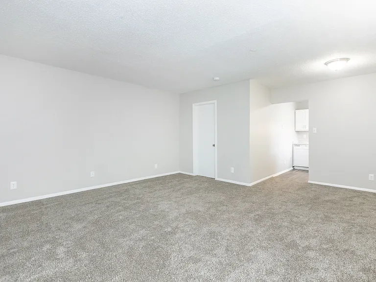 Sandlin Villas Apartments — Photo 19
