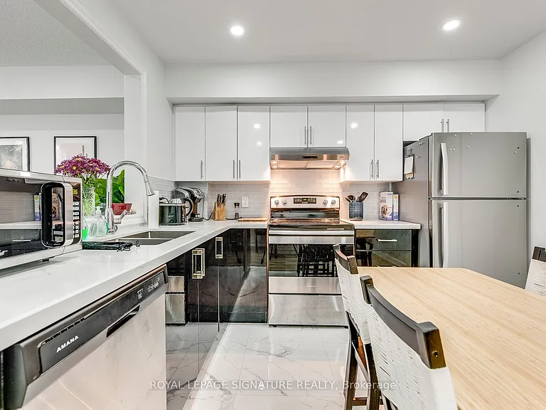 10 Douro St #525 — Photo 7