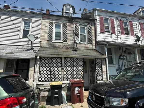 9 Catasauqua Ave, Whitehall, PA 18052