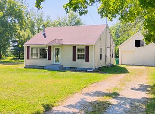 406 Docia St, Hillsdale, IL 61257