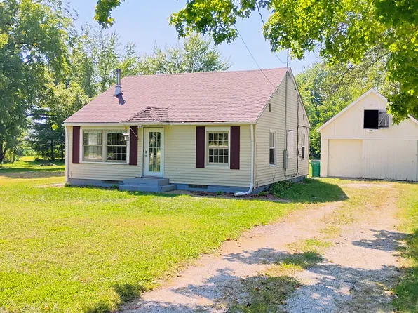 406 Docia St, Hillsdale, IL 61257