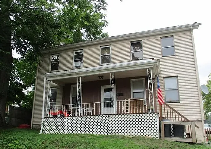 421 Schiller St — Photo 13
