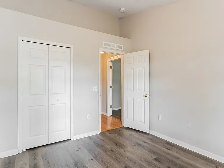 3246 Bellericay Ln — Photo 12
