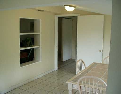3rd image of 106 Sherry Ave