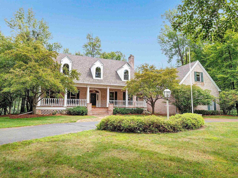 1st image of 2528 Wyndrush Dr