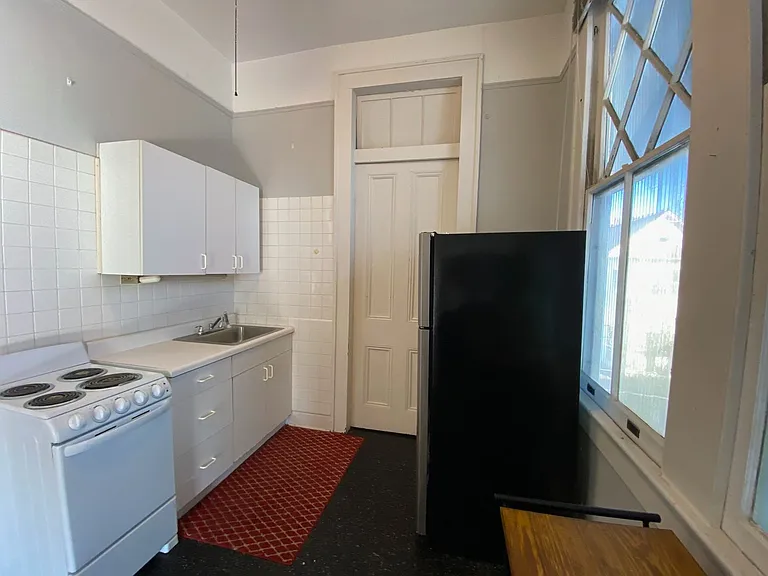 1438 Pleasant St #C — Photo 5