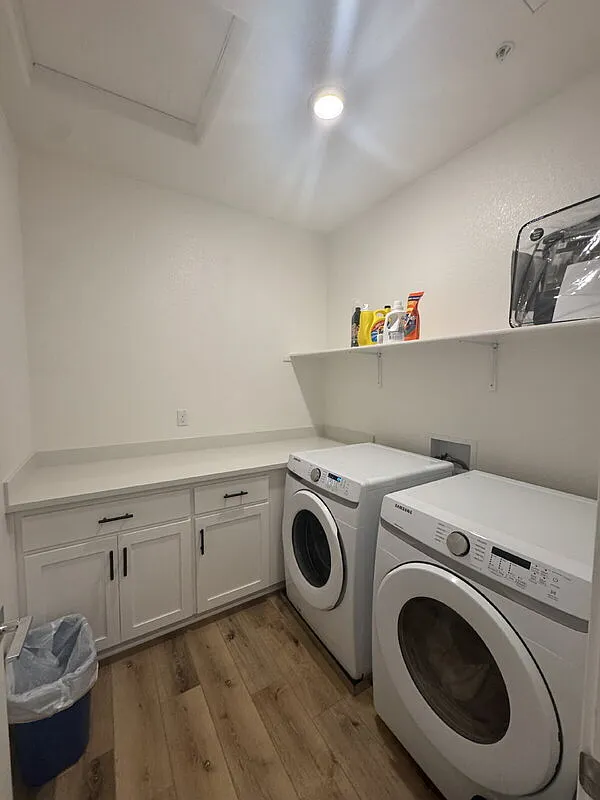 1 bed, 1.0 bath, $1,182 — Photo 4