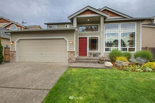 2508 Blaine Ave NE Photo 1