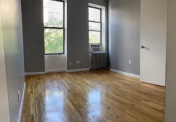 136 W 111th St #4 — Photo 2
