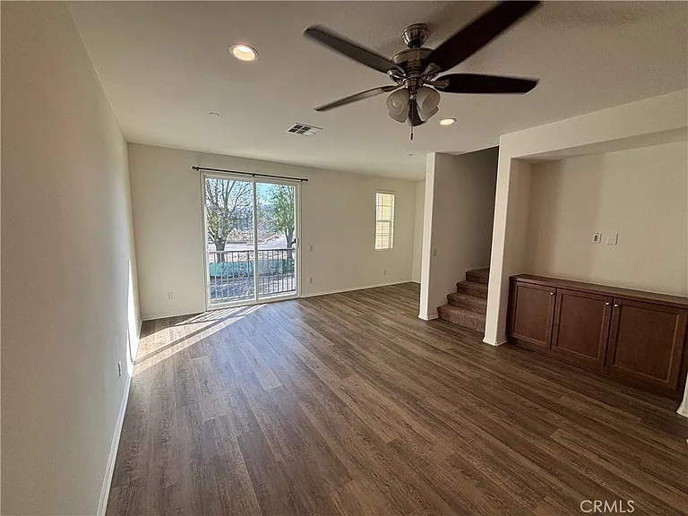 421 Camino Ruiz — Photo 18