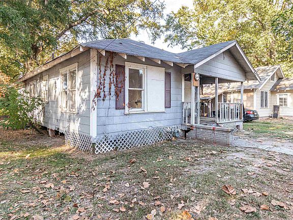 2nd image of 204 Lazarre Ave
