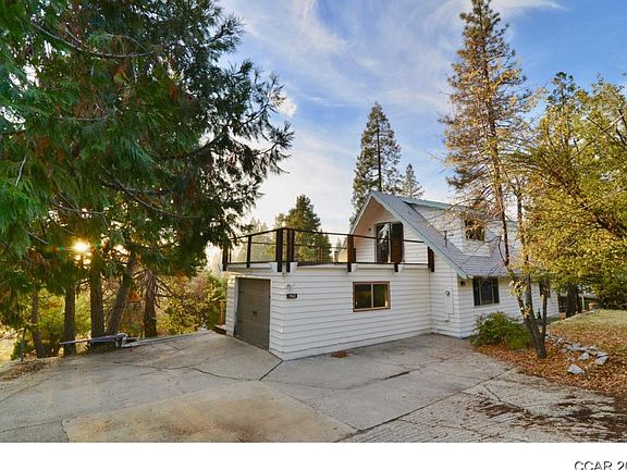 2nd image of 1460 Blue Mountain Ct