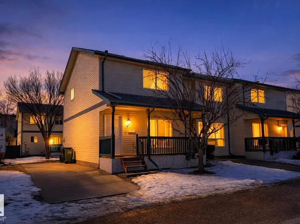 10909 106th St NW #9, Edmonton, AB T5H 4M7