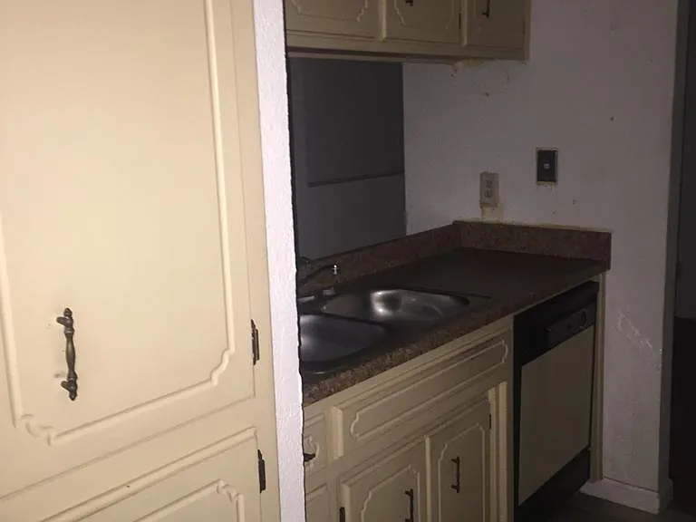 140 E Hawkeye Ave #A3 — Photo 6